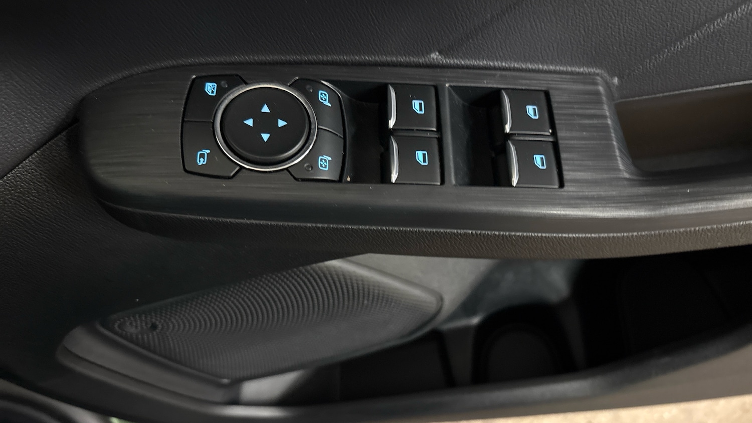 Used Ford Kuga 2025 for sale - 76980729: Photo 32