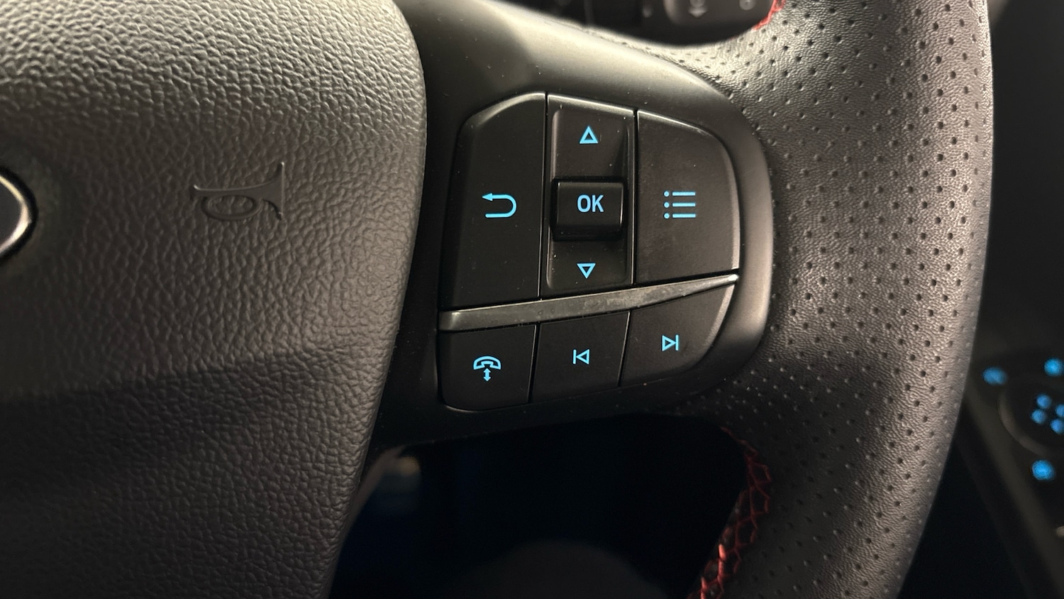 Used Ford Kuga 2025 for sale - 76980729: Photo 38