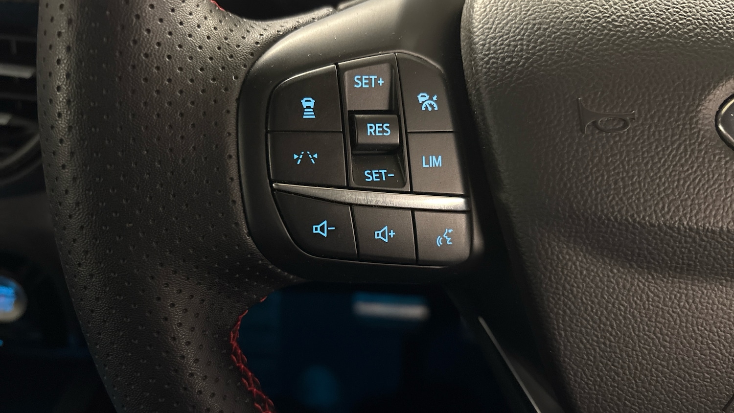 Used Ford Kuga 2025 for sale - 76980729: Photo 39