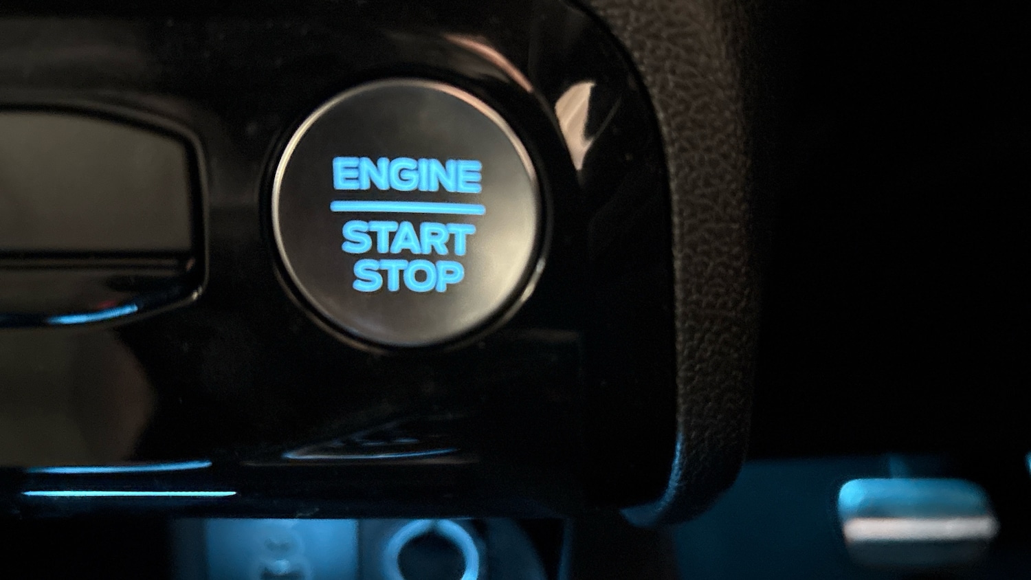 Used Ford Kuga 2025 for sale - 76980729: Photo 43