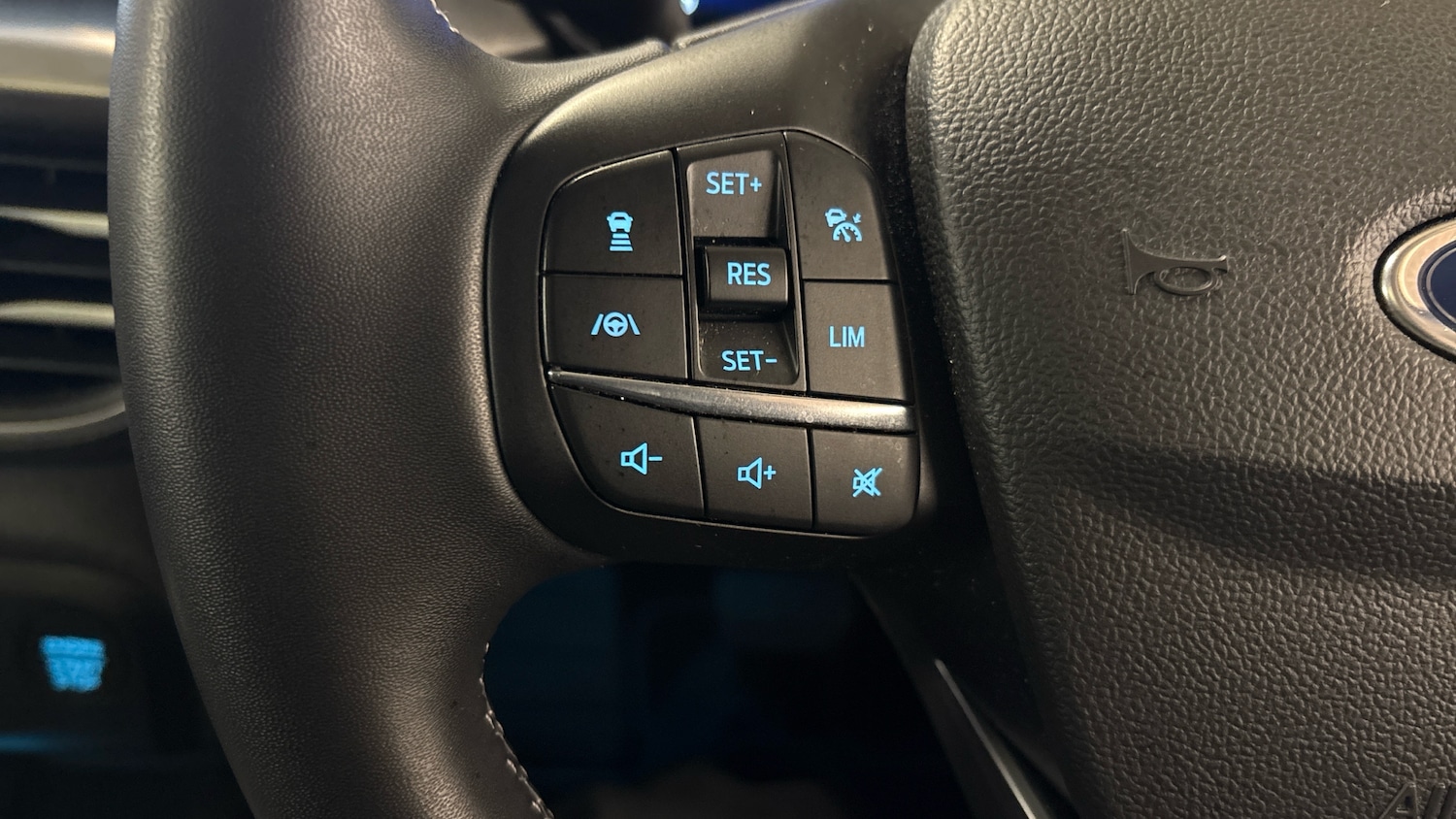 Used Ford Focus 2023 for sale - 77831630: Photo 34