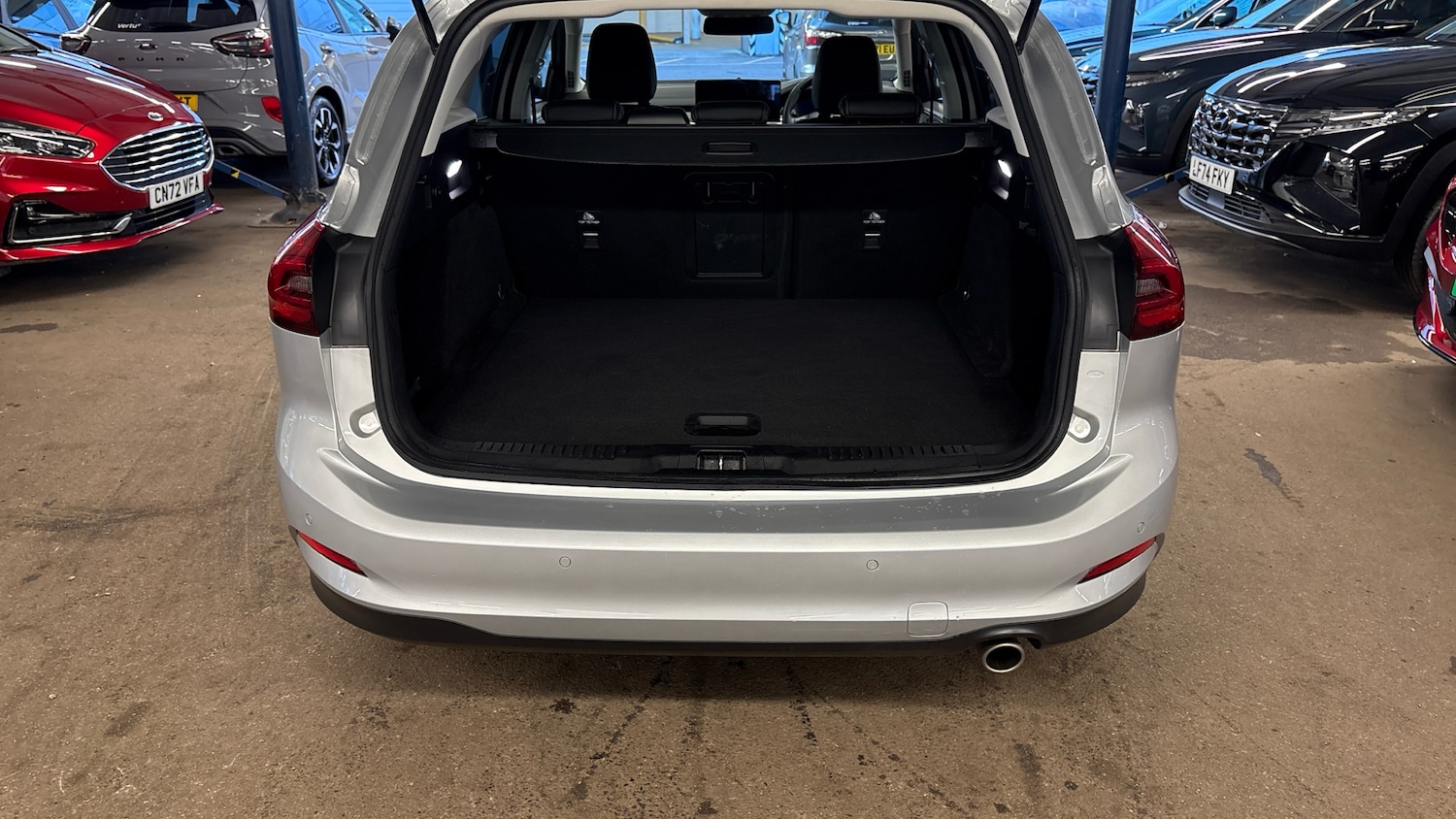 Used Ford Focus 2023 for sale - 77831630: Photo 4