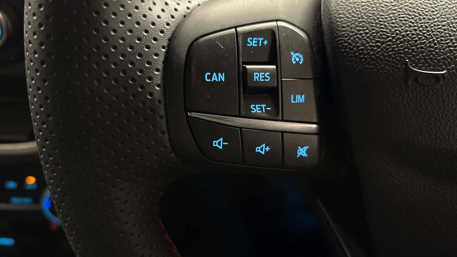 Used Ford Puma 2023 for sale - 77325971: Photo 28