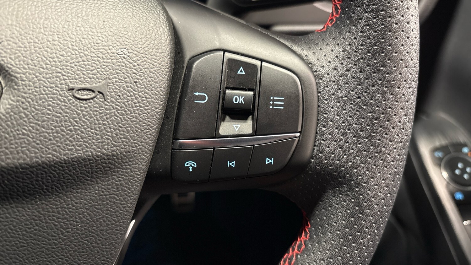 Used Ford Kuga 2025 for sale - 76921182: Photo 34