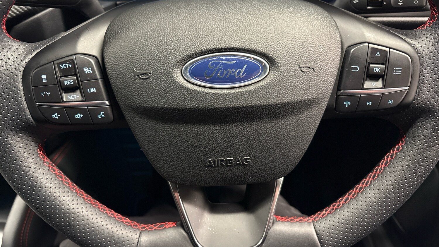 Used Ford Kuga 2025 for sale - 76921182: Photo 36