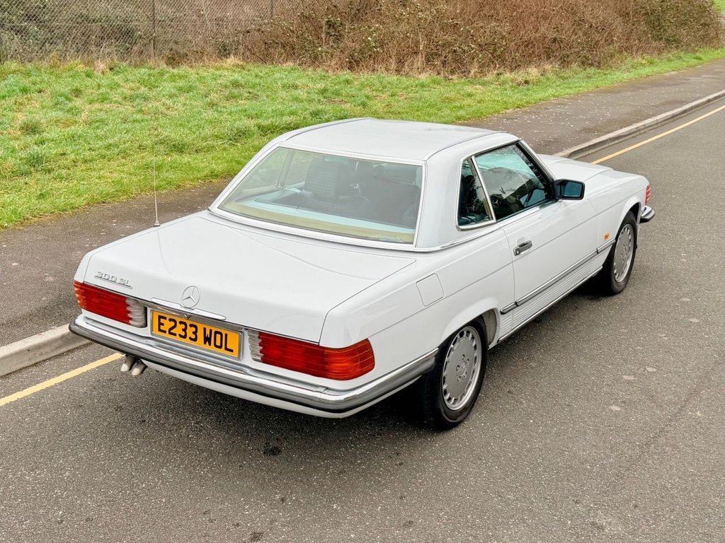 Used Mercedes-Benz SL 1987 for sale - 77269095: Photo 34