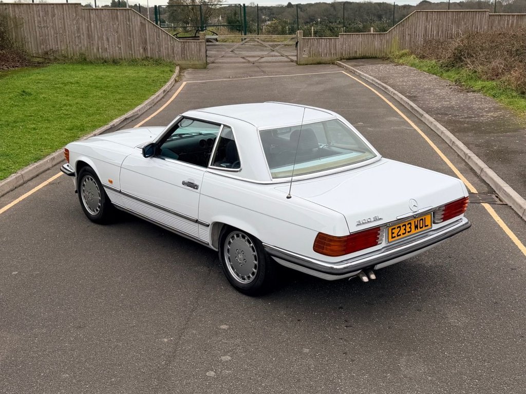 Used Mercedes-Benz SL 1987 for sale - 77269095: Photo 5