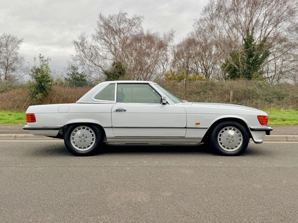 Used Mercedes-Benz SL 1987 for sale - 77269095: Photo 8