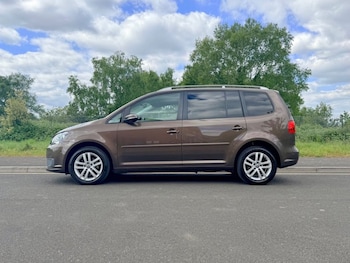 Used Volkswagen Touran 2012 for sale - 78557251: Photo
