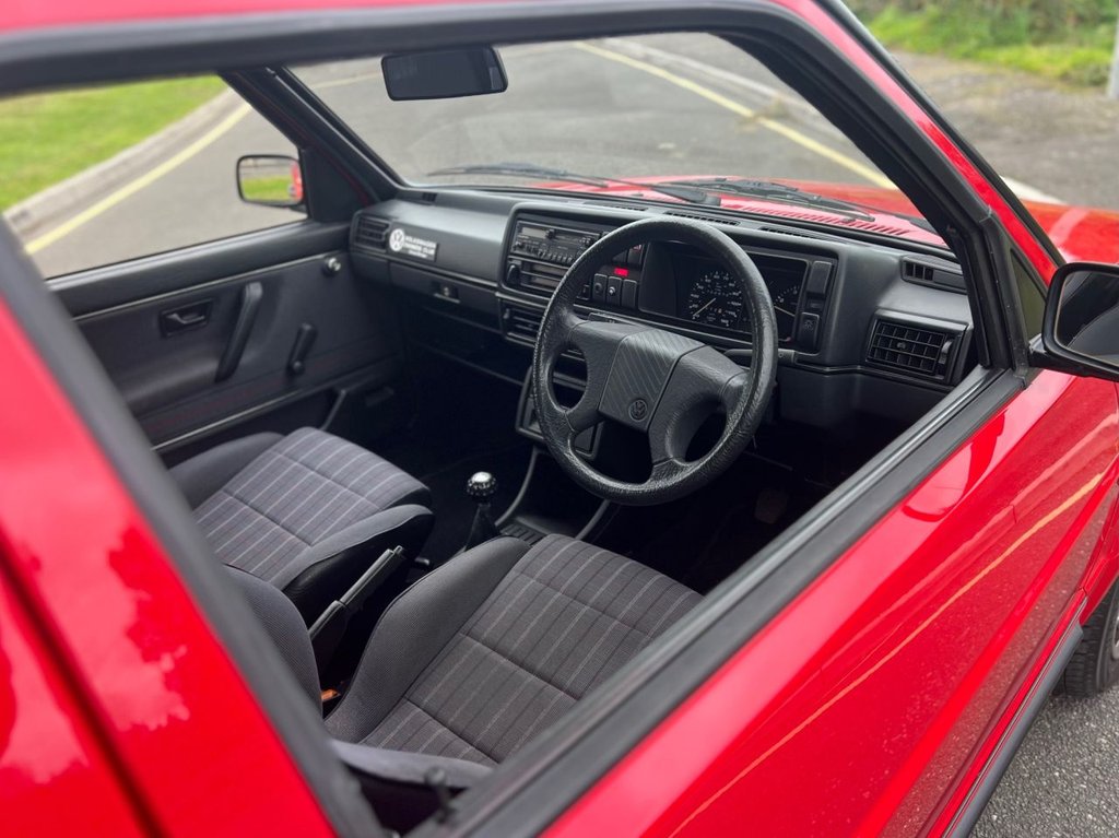 Used Volkswagen Golf 1989 for sale - 75642469: Photo 21