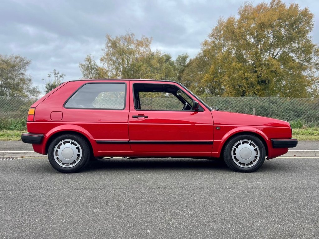 Used Volkswagen Golf 1989 for sale - 75642469: Photo 8