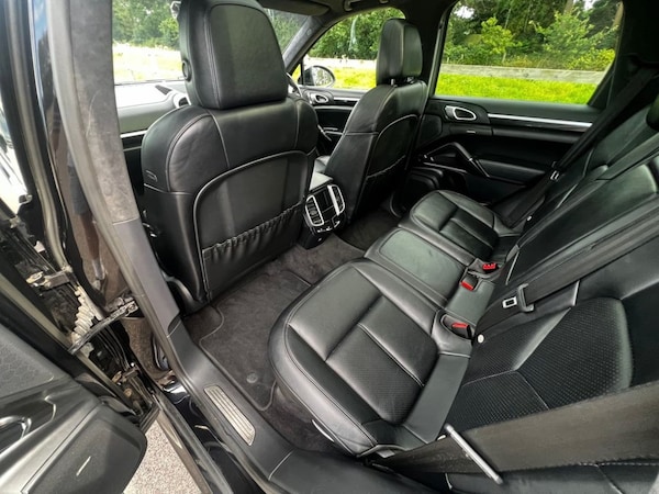 Used Porsche Cayenne 2014 for sale - 68546495: Photo 18