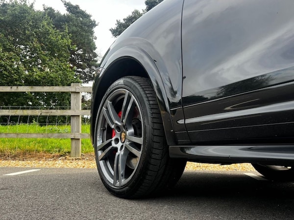 Used Porsche Cayenne 2014 for sale - 68546495: Photo 30