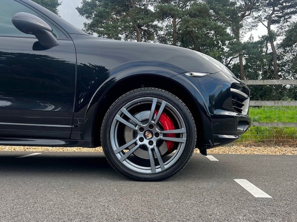 Used Porsche Cayenne 2014 for sale - 68546495: Photo 31