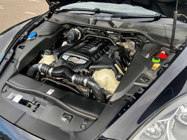 Used Porsche Cayenne 2014 for sale - 68546495: Photo 33