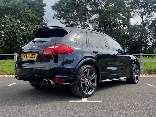 Used Porsche Cayenne 2014 for sale - 68546495: Photo 7