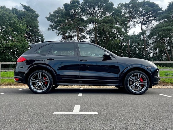 Used Porsche Cayenne 2014 for sale - 68546495: Photo 8