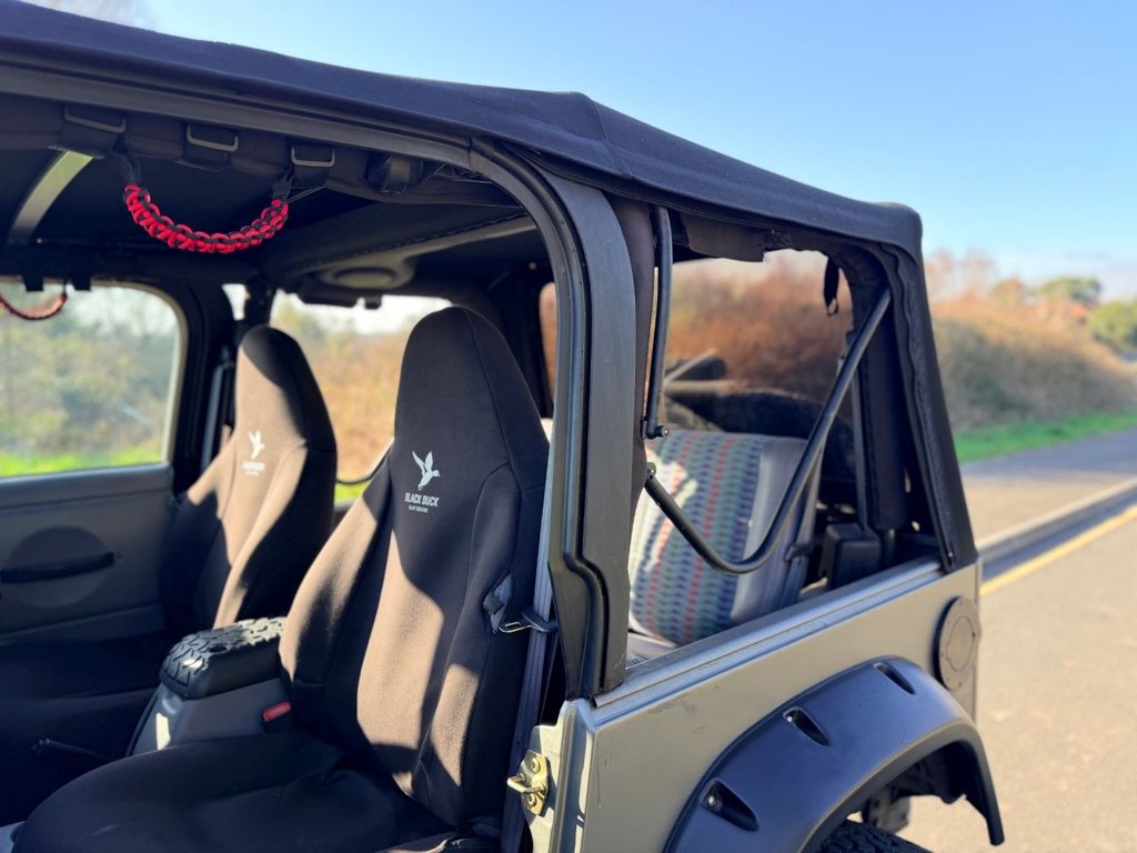 Used Jeep Wrangler 2000 for sale - 77725841: Photo 21