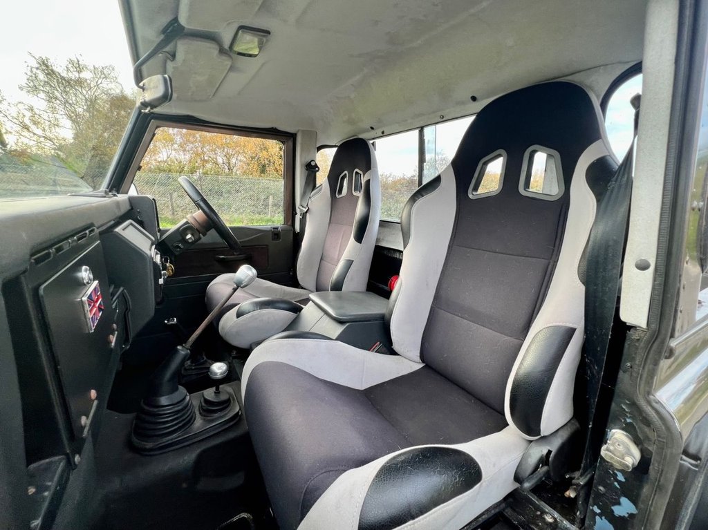 Used Land Rover Defender 90 1989 for sale - 76439122: Photo 12