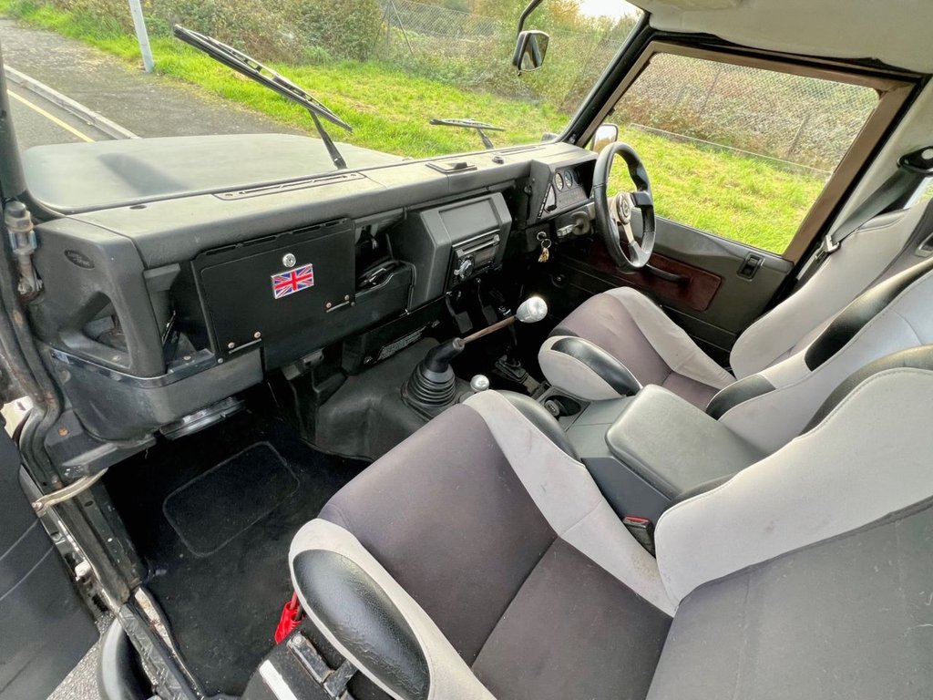 Used Land Rover Defender 90 1989 for sale - 76439122: Photo 16