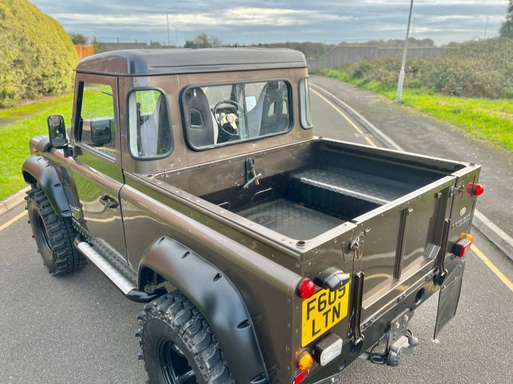 Used Land Rover Defender 90 1989 for sale - 76439122: Photo 18