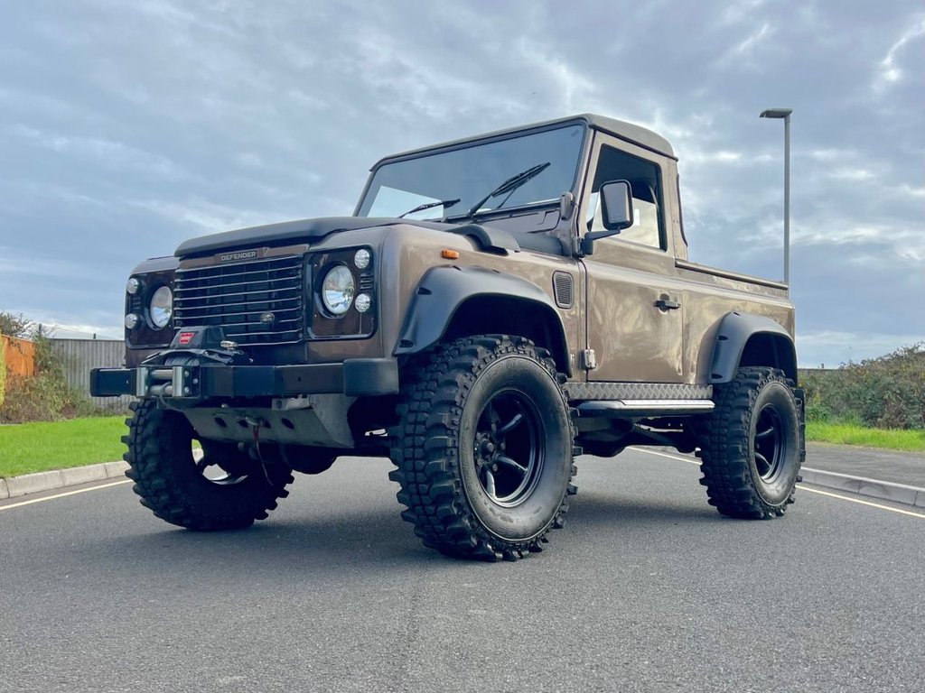 Used Land Rover Defender 90 1989 for sale - 76439122: Photo 2