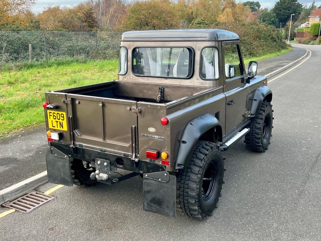 Used Land Rover Defender 90 1989 for sale - 76439122: Photo 37