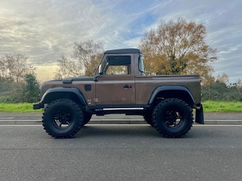 Used Land Rover Defender 90 1989 for sale - 76439122: Photo