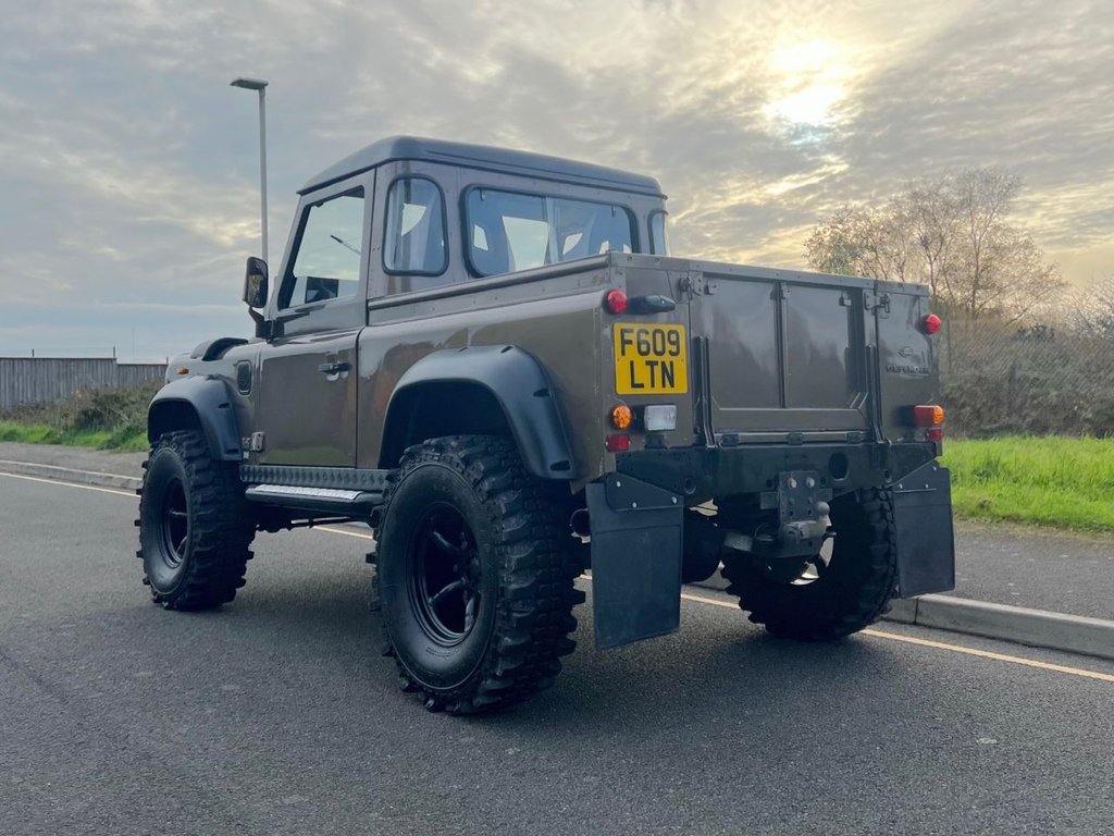 Used Land Rover Defender 90 1989 for sale - 76439122: Photo 41