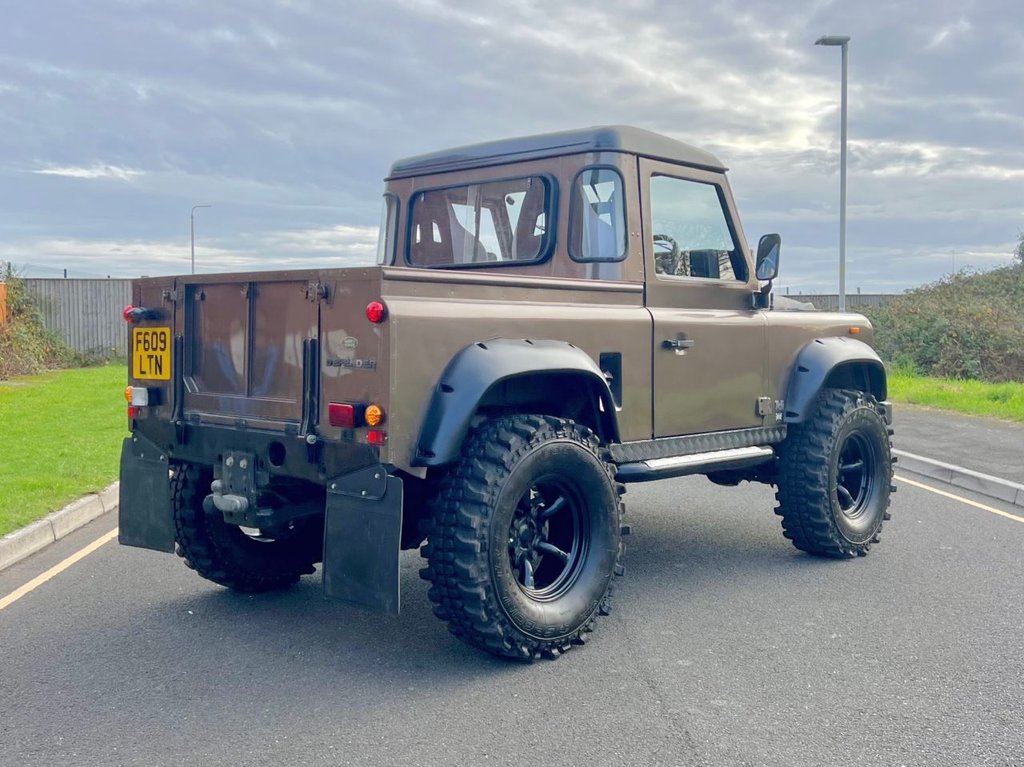 Used Land Rover Defender 90 1989 for sale - 76439122: Photo 7