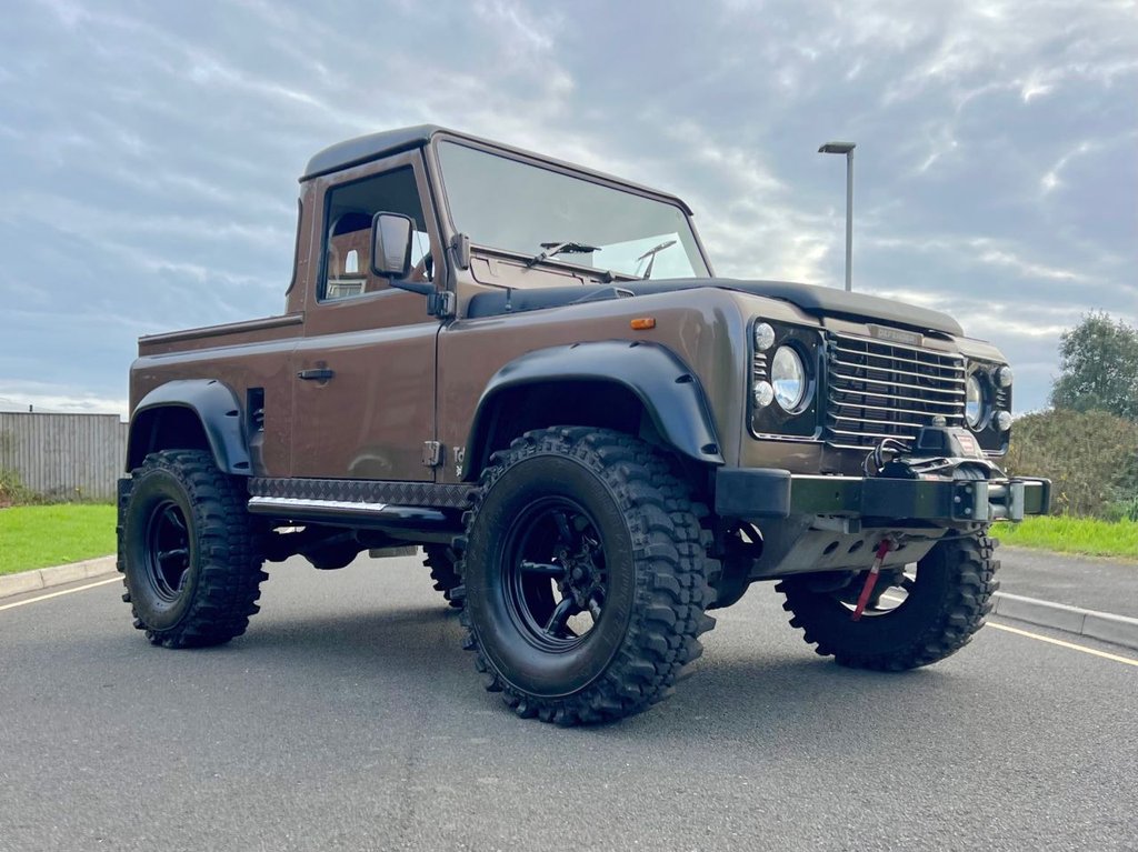 Used Land Rover Defender 90 1989 for sale - 76439122: Photo 9