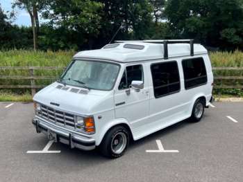 2005 (98) - B250 Day Van // 5200cc 318cu V8 // px swap 4-Door
