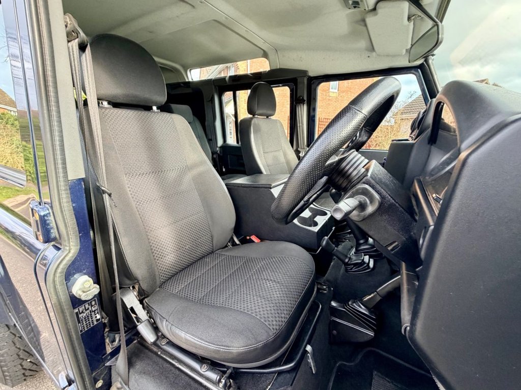 Used Land Rover Defender 110 2012 for sale - 76279982: Photo 19