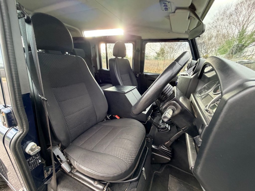 Used Land Rover Defender 110 2012 for sale - 76279982: Photo 21