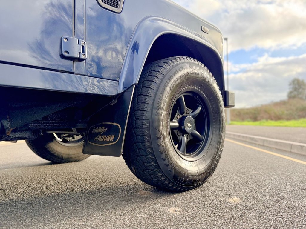 Used Land Rover Defender 110 2012 for sale - 76279982: Photo 28