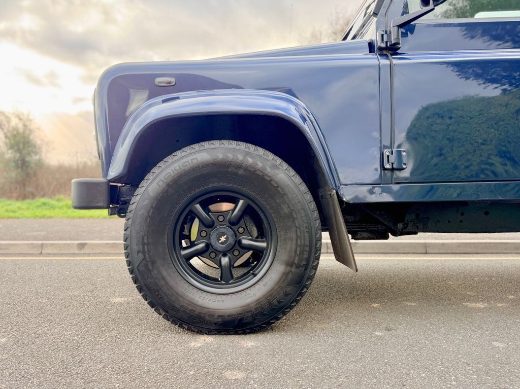 Used Land Rover Defender 110 2012 for sale - 76279982: Photo 29