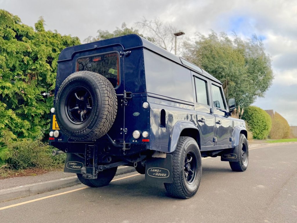 Used Land Rover Defender 110 2012 for sale - 76279982: Photo 38