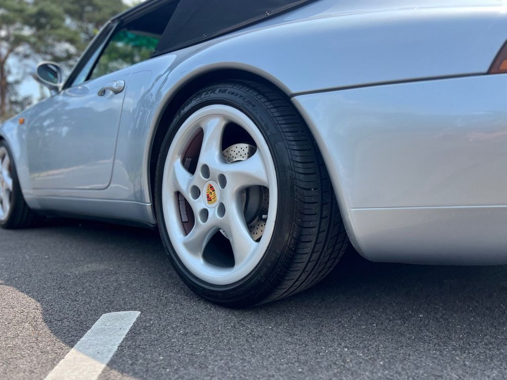 Used Porsche 911 1996 for sale - 76367540: Photo 25