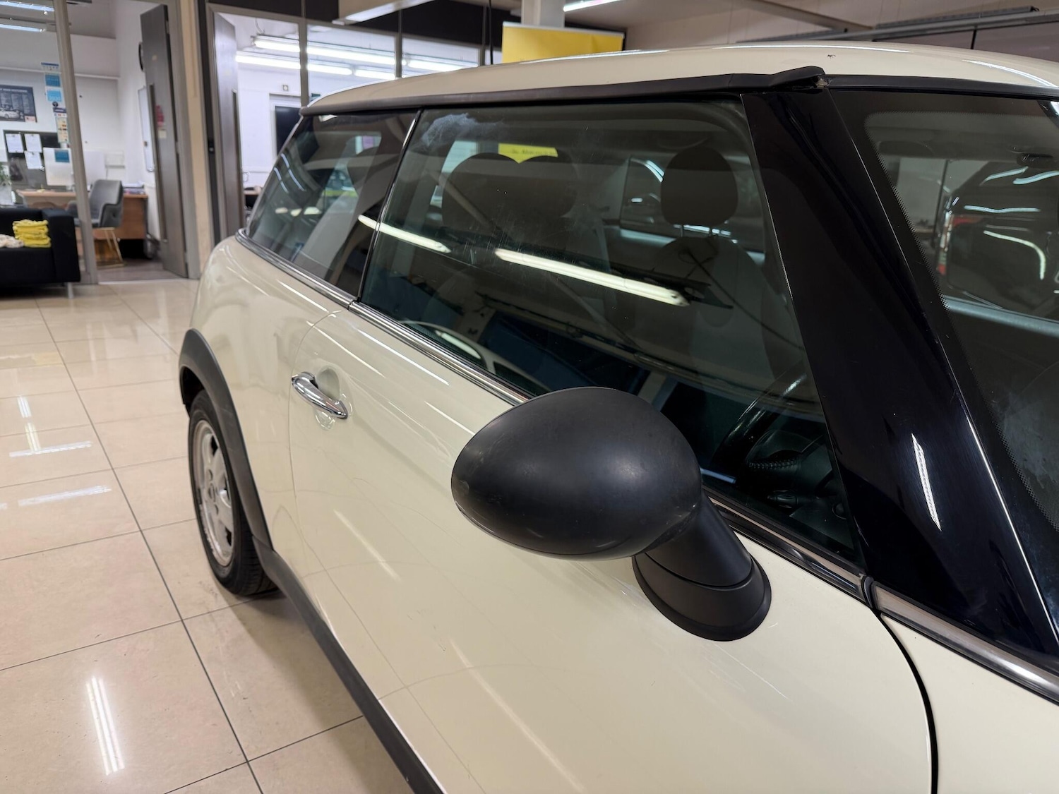 Used MINI Hatch 2010 for sale - 76667059: Photo 9