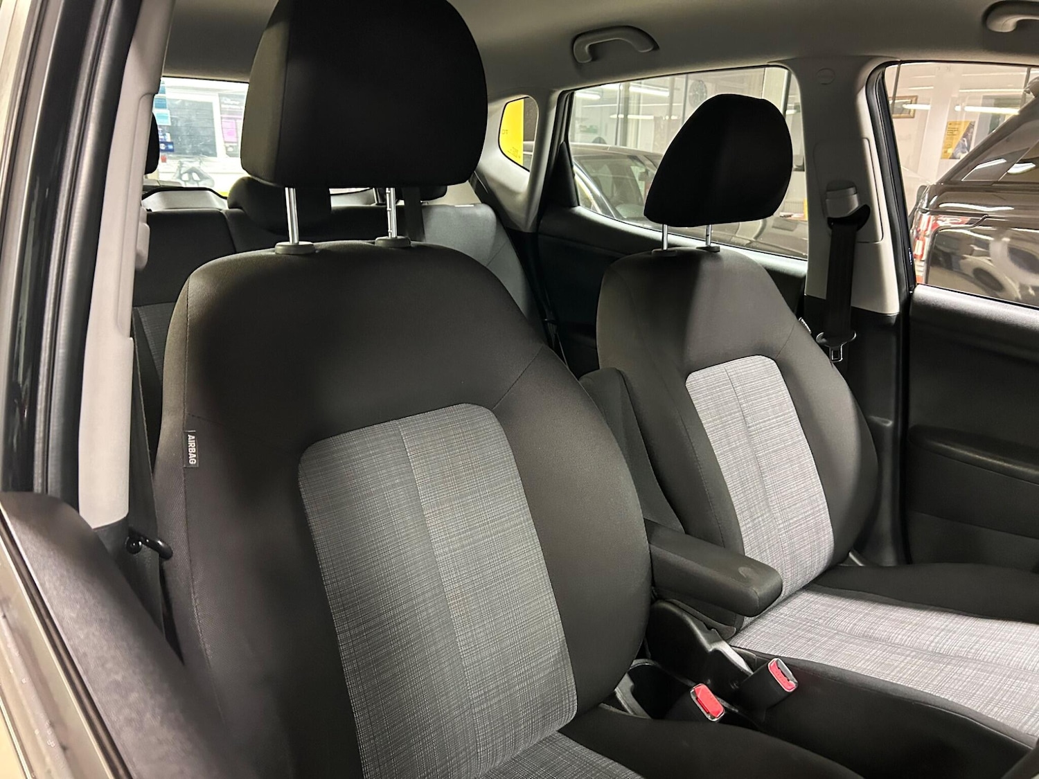 Used Kia Venga 2013 for sale - 76561216: Photo 17