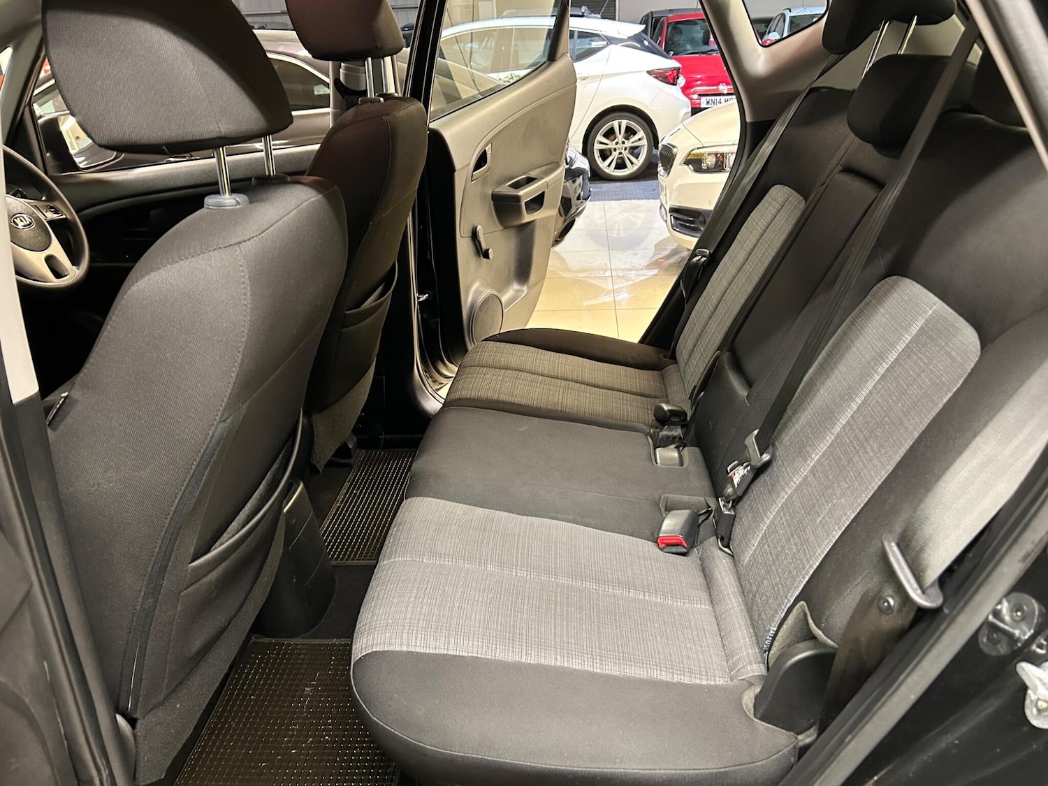 Used Kia Venga 2013 for sale - 76561216: Photo 23