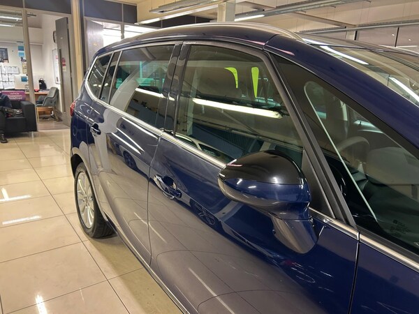 Used Vauxhall Zafira Tourer 2013 for sale - 76251307: Photo 14