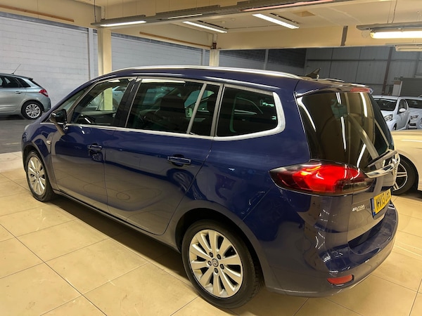 Used Vauxhall Zafira Tourer 2013 for sale - 76251307: Photo 5
