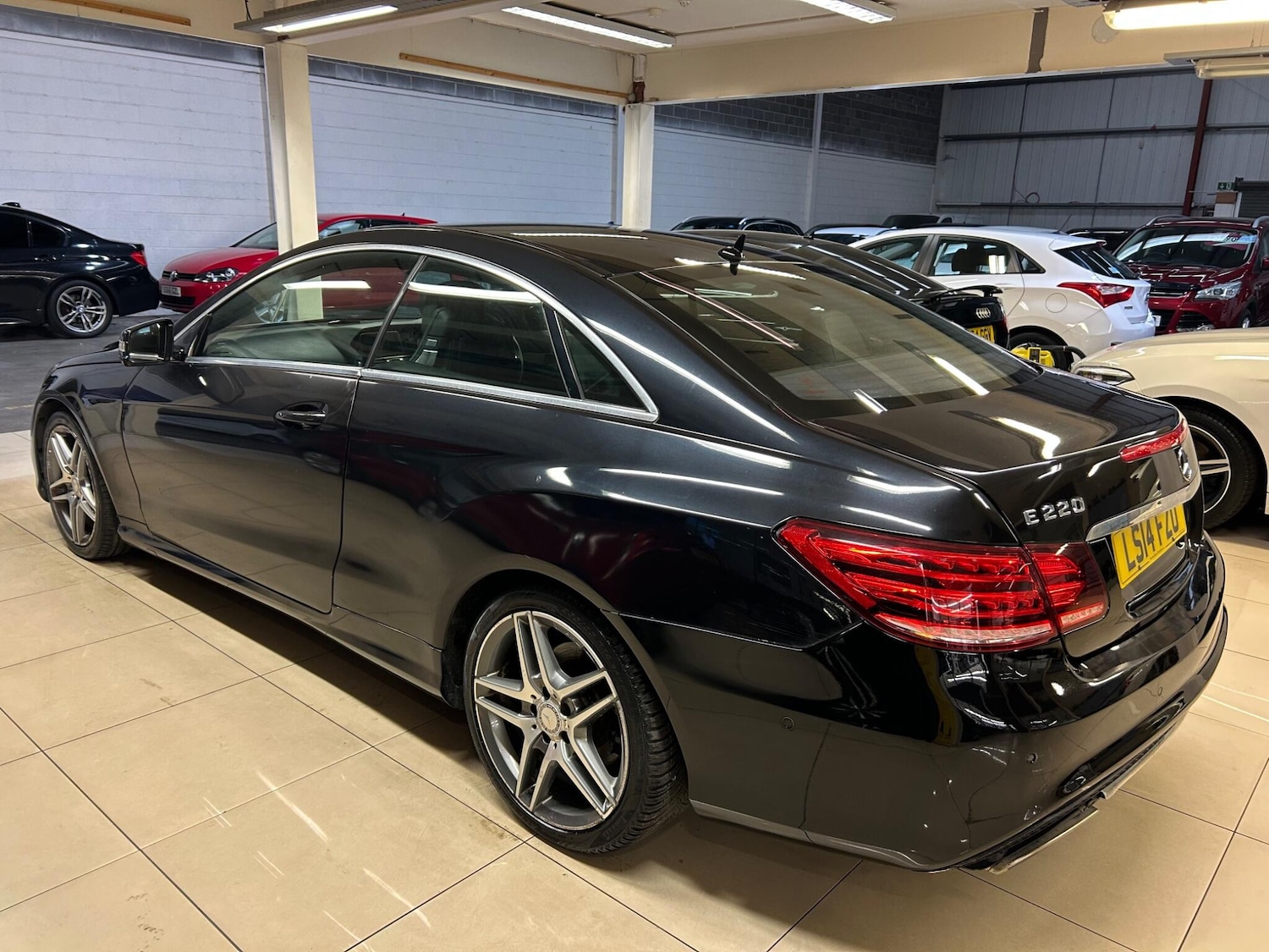 Used Mercedes-Benz E Class 2014 for sale - 76446588: Photo 5