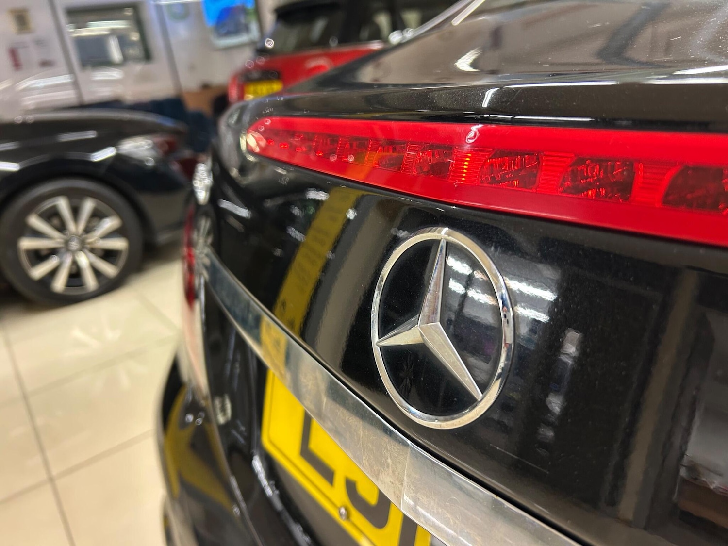 Used Mercedes-Benz E Class 2014 for sale - 76446588: Photo 9