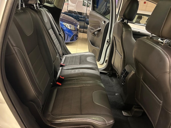 Used Ford Kuga 2015 for sale - 76238926: Photo 18