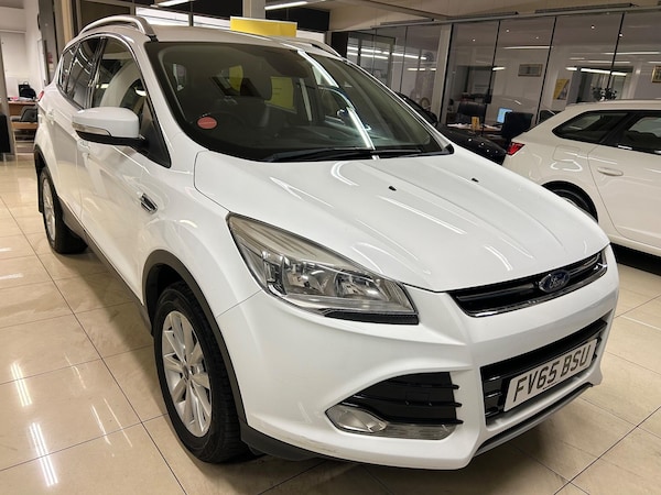 Used Ford Kuga 2015 for sale - 76238926: Photo 1