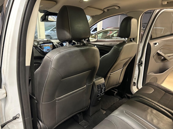 Used Ford Kuga 2015 for sale - 76238926: Photo 20