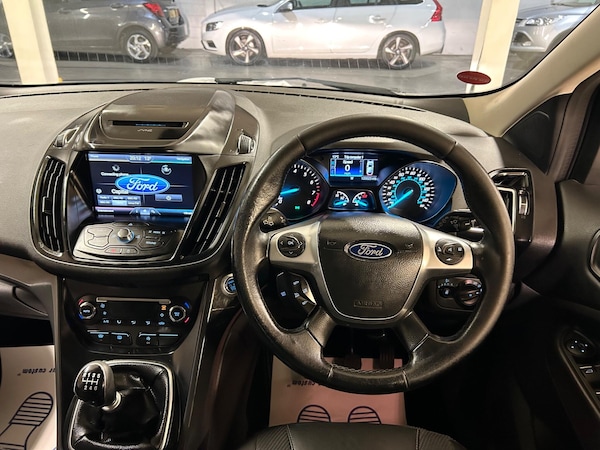 Used Ford Kuga 2015 for sale - 76238926: Photo 21