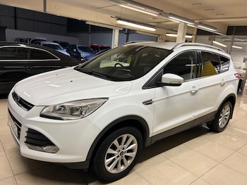 Used Ford Kuga 2015 for sale - 76238926: Photo